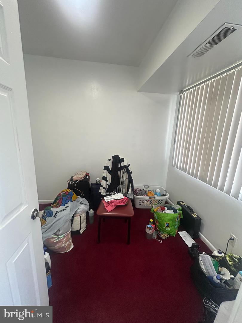 5801 Quantrell Ave #402 Property Photo 8
