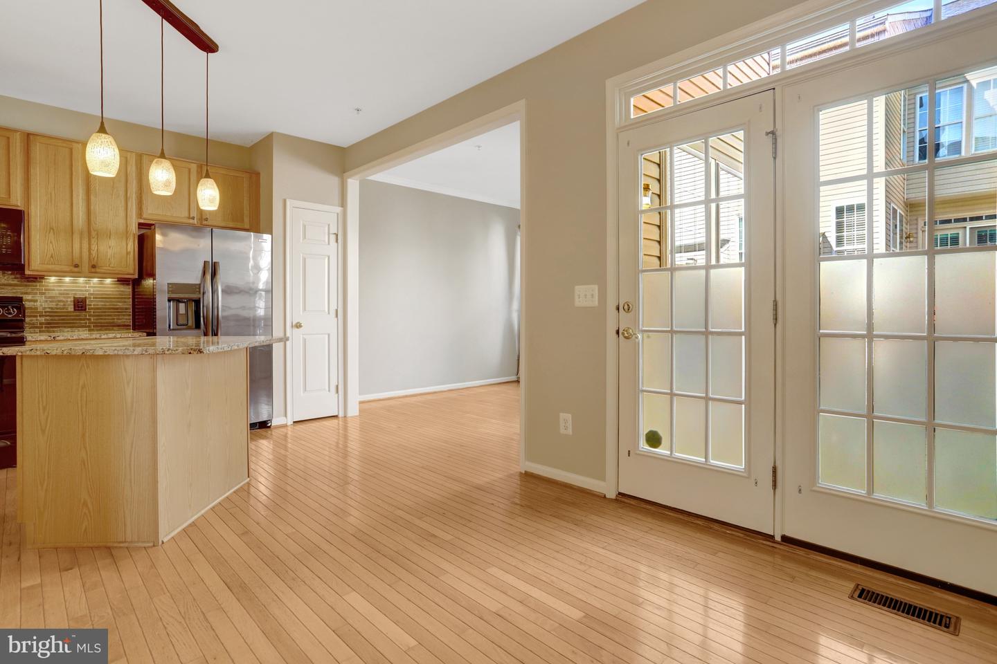 5033 Murtha St Property Photo 10