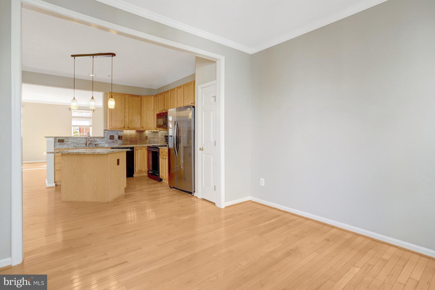 5033 Murtha St Property Photo 11