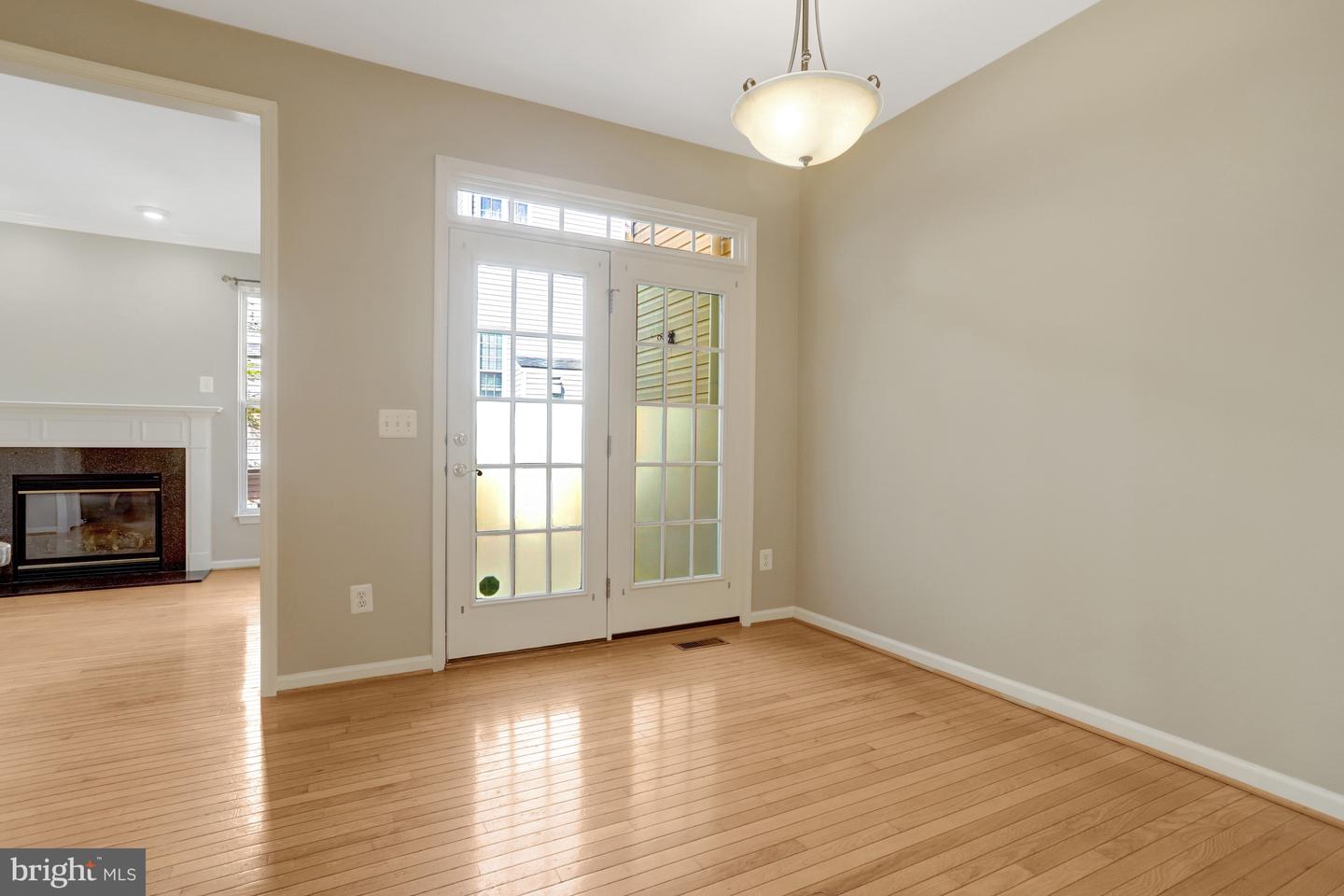 5033 Murtha St Property Photo 15