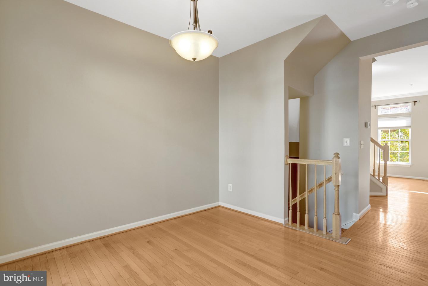 5033 Murtha St Property Photo 16