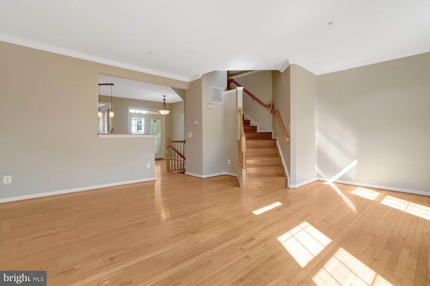 5033 Murtha St Property Photo 21