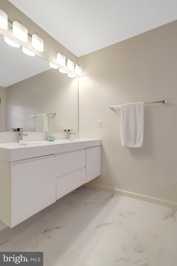 5033 Murtha St Property Photo 28