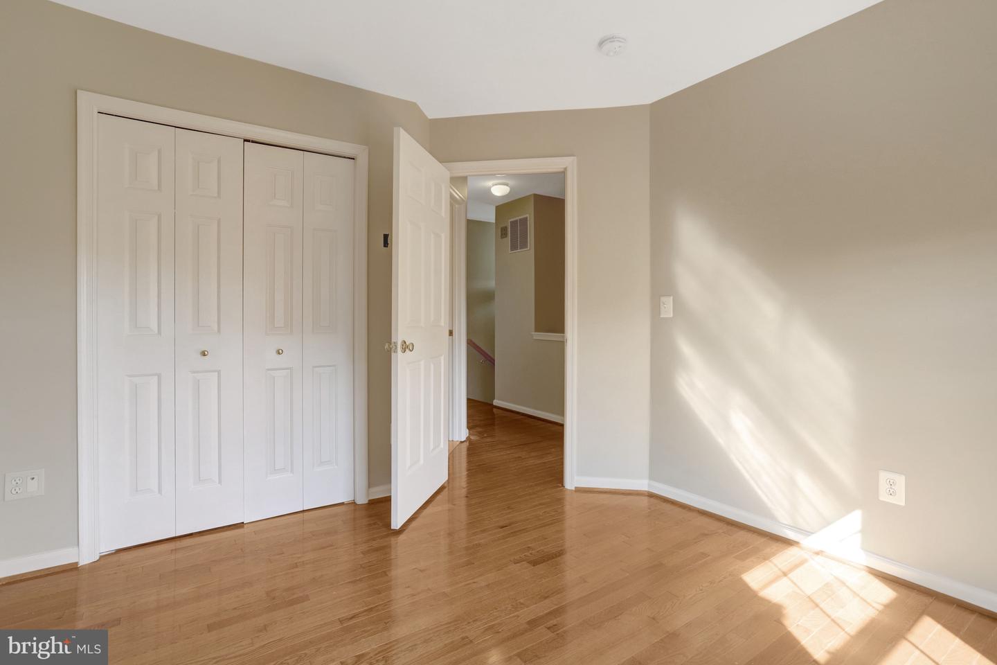 5033 Murtha St Property Photo 33