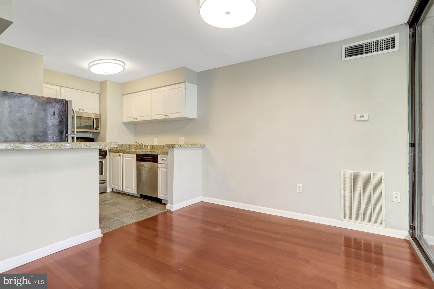 4 S Van Dorn St #602 Property Photo 20