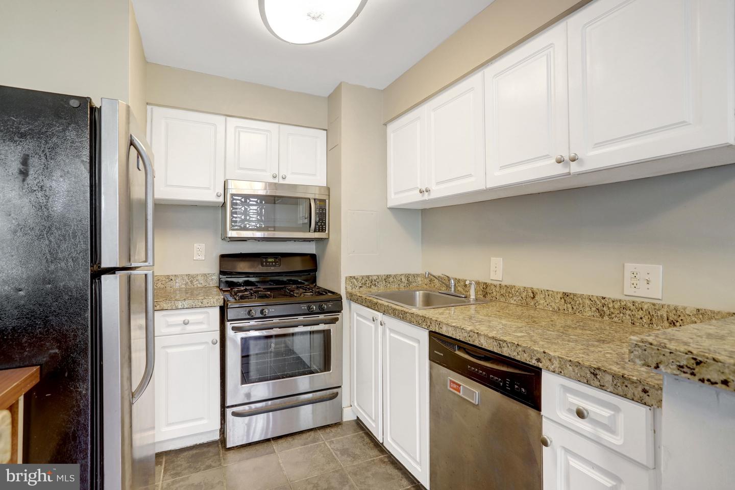 4 S Van Dorn St #602 Property Photo 24