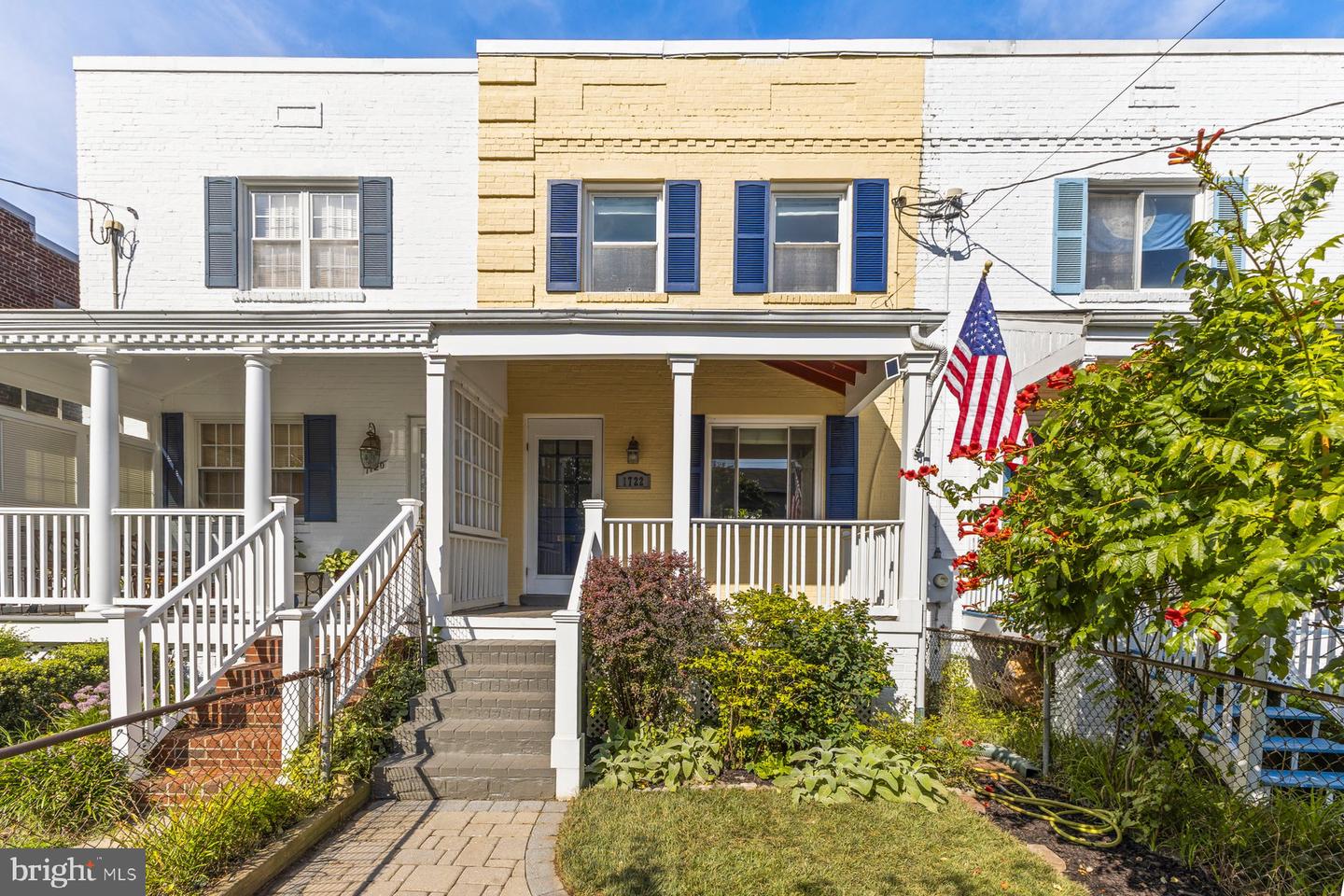 1722 Price St Property Photo 2
