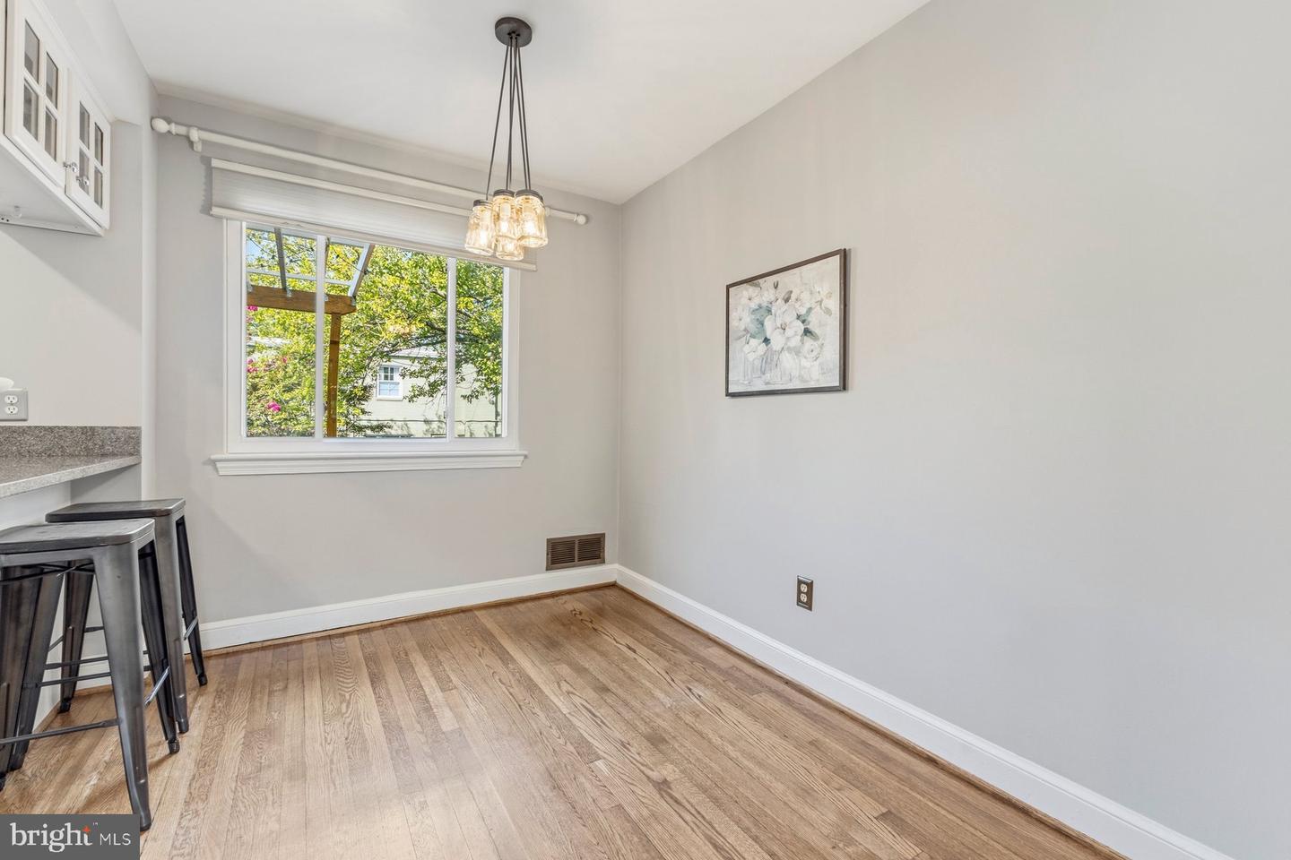 1722 Price St Property Photo 11