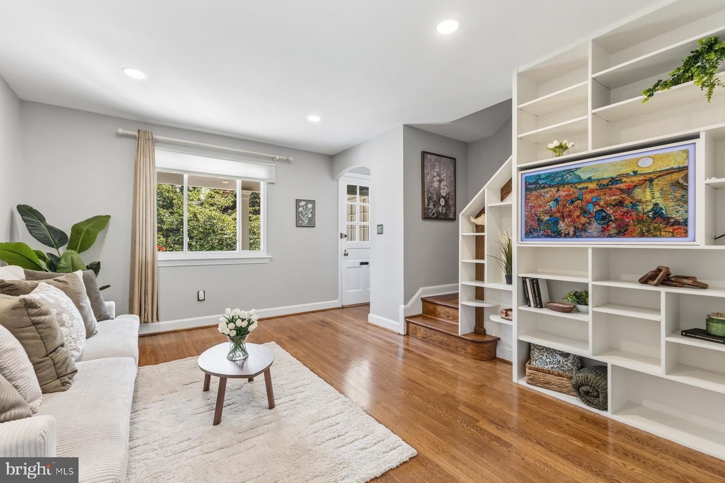 1722 Price St Property Photo 12