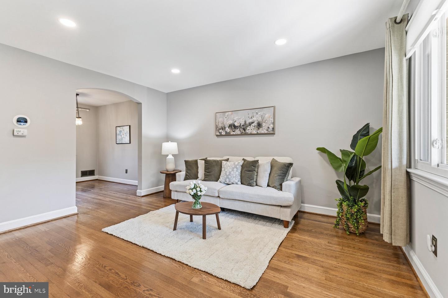 1722 Price St Property Photo 13