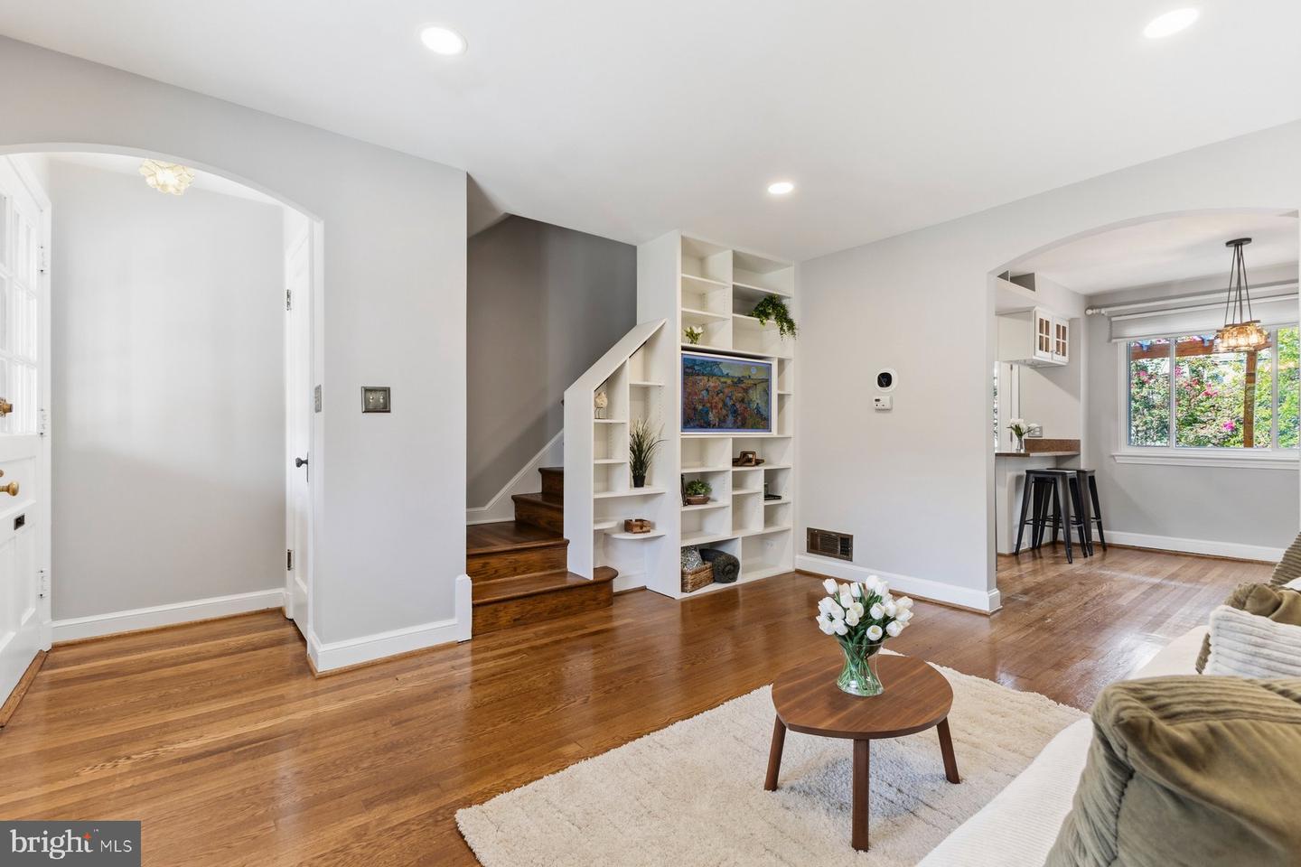 1722 Price St Property Photo 14