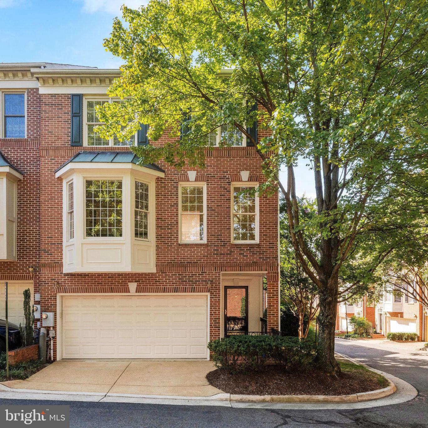 2505 Hunton Pl Property Photo 1