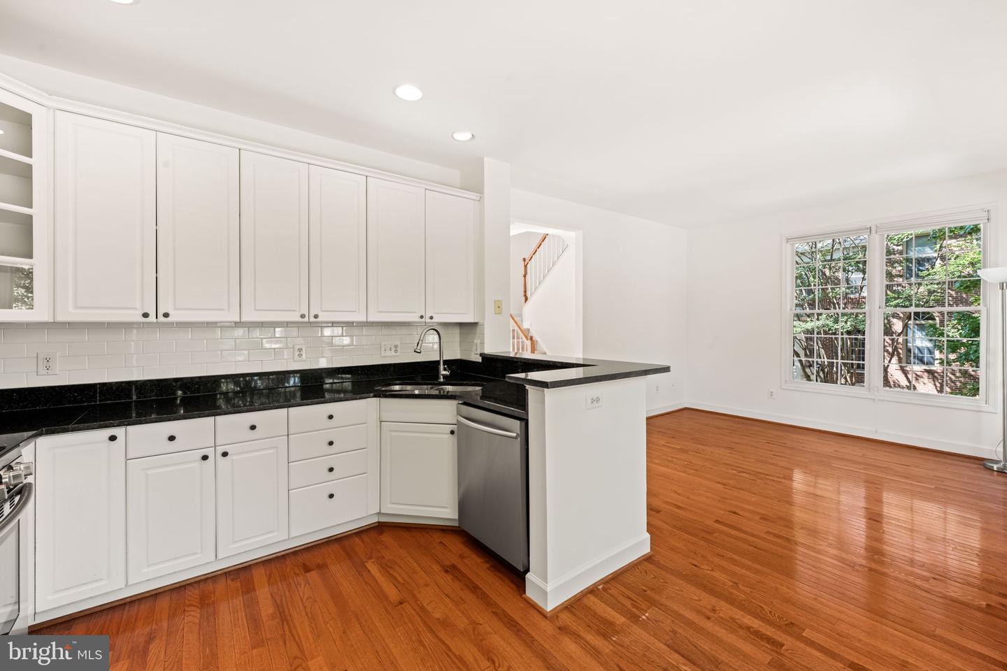2505 Hunton Pl Property Photo 14