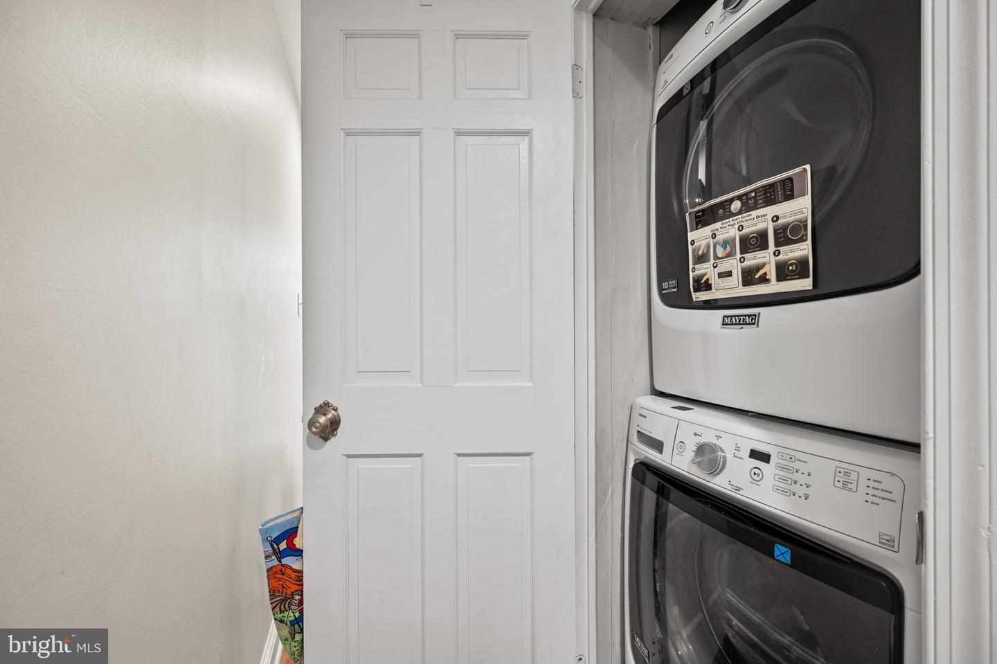 810 Queen St Property Photo 28