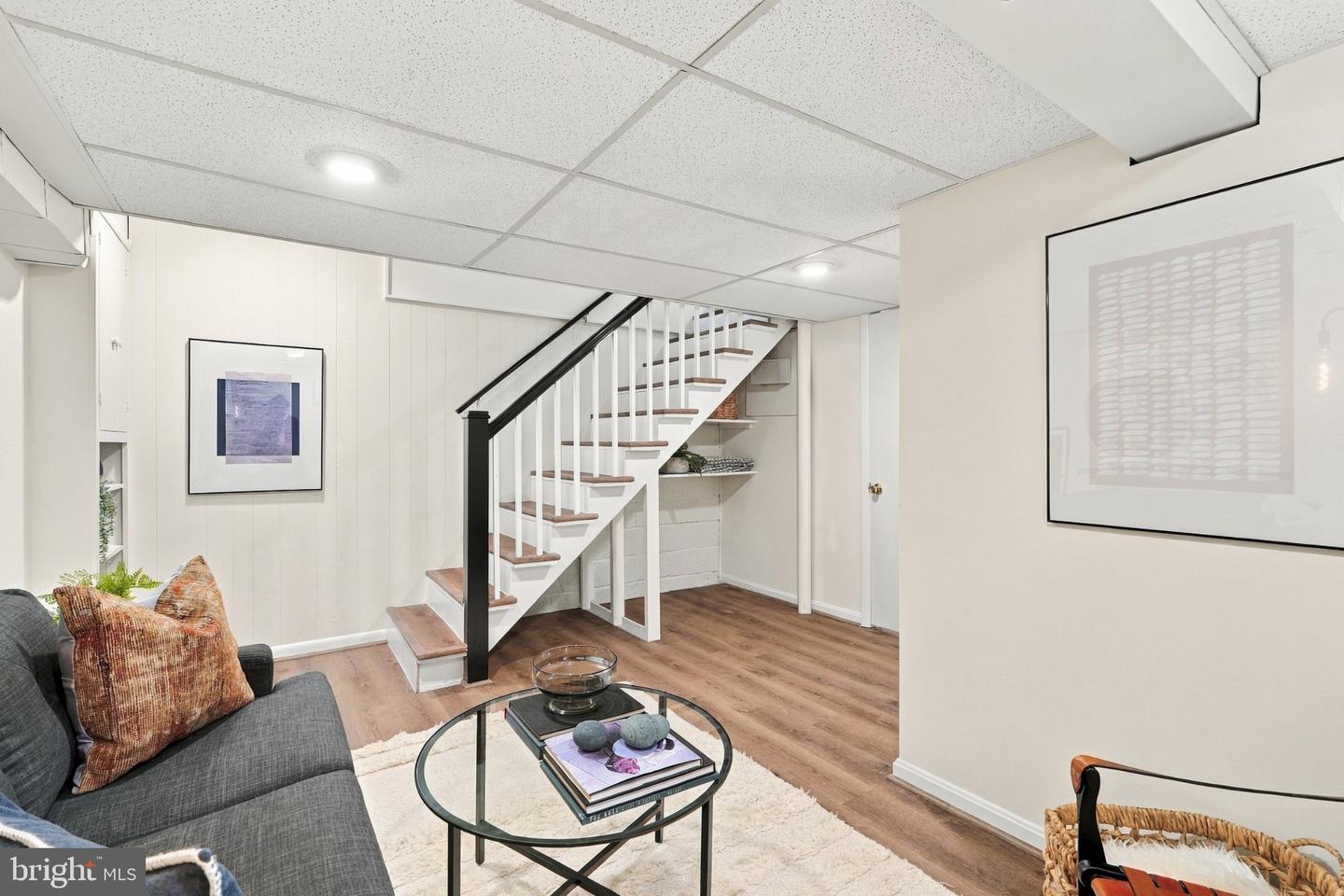 102 S Ingram St Property Photo 25