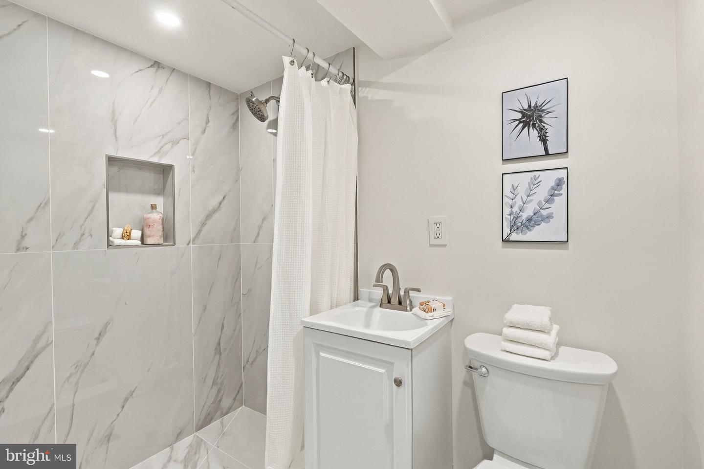102 S Ingram St Property Photo 26