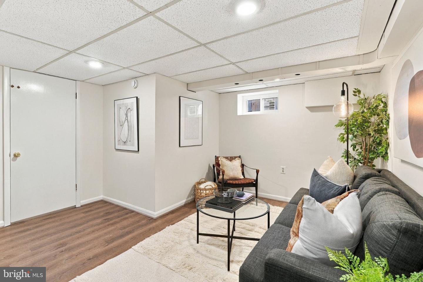 102 S Ingram St Property Photo 27