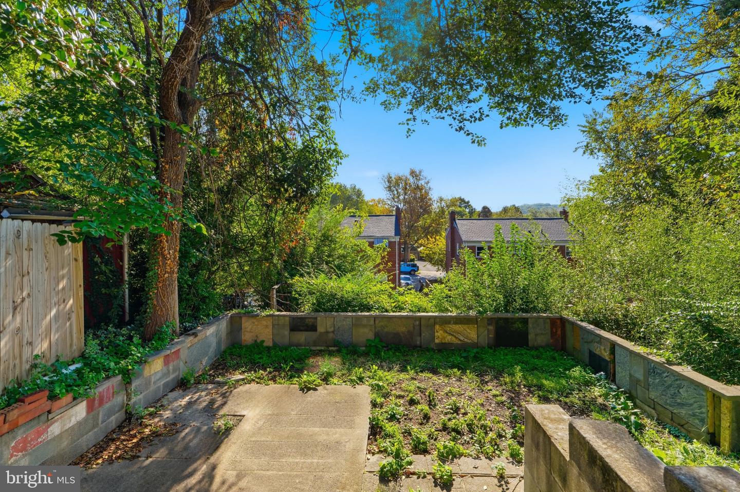 102 S Ingram St Property Photo 44