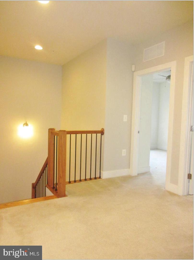 VAAX2065718 Property Photo 9