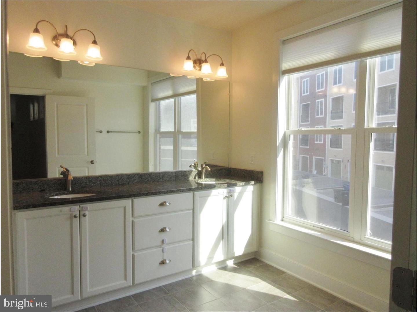 VAAX2065718 Property Photo 13