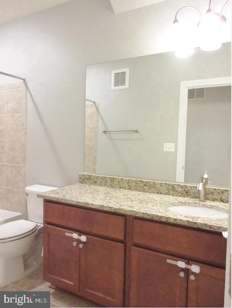 VAAX2065718 Property Photo 20