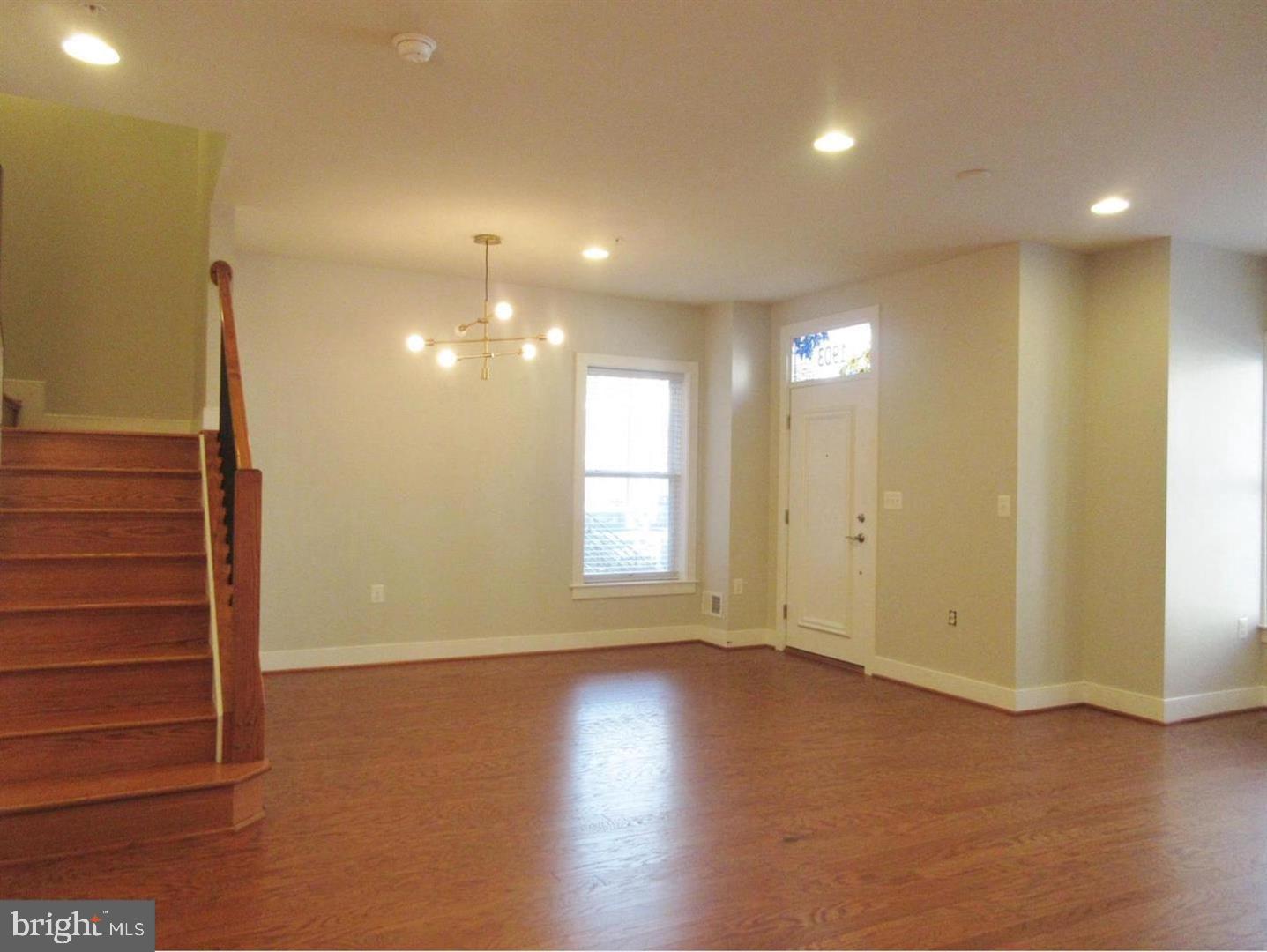 VAAX2065718 Property Photo 23