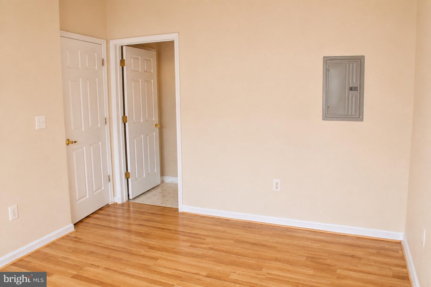 4551 Strutfield Ln #4416 Property Photo 9