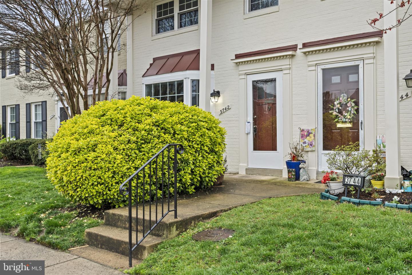 3742 Jason Ave Property Photo 6
