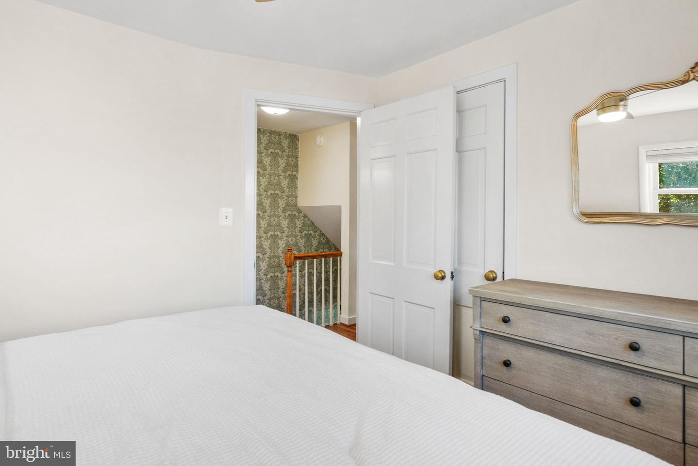 19 E Custis Ave #a Property Photo 30