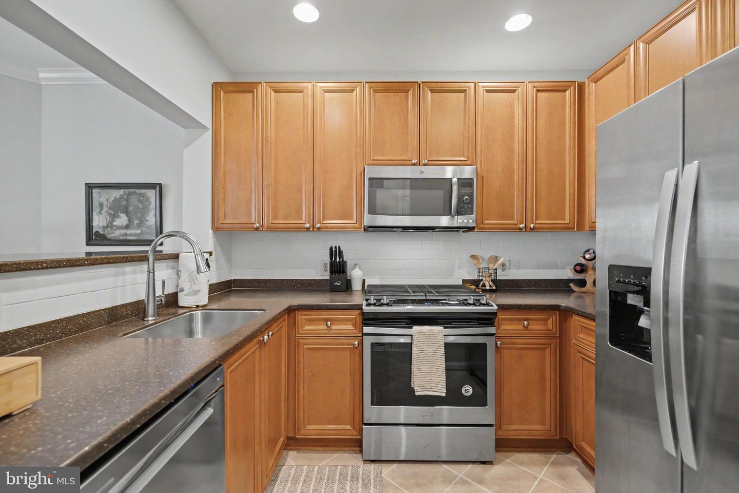 4950 Brenman Park Dr #203 Property Photo 12