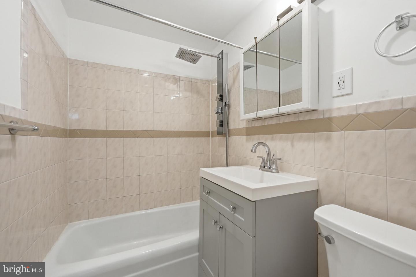 4600 Duke St #519 Property Photo 22