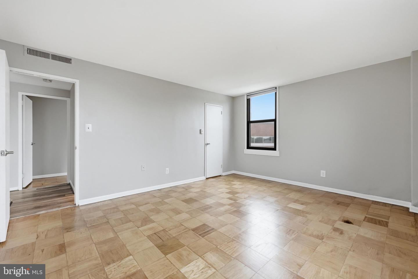 4600 Duke St #519 Property Photo 27