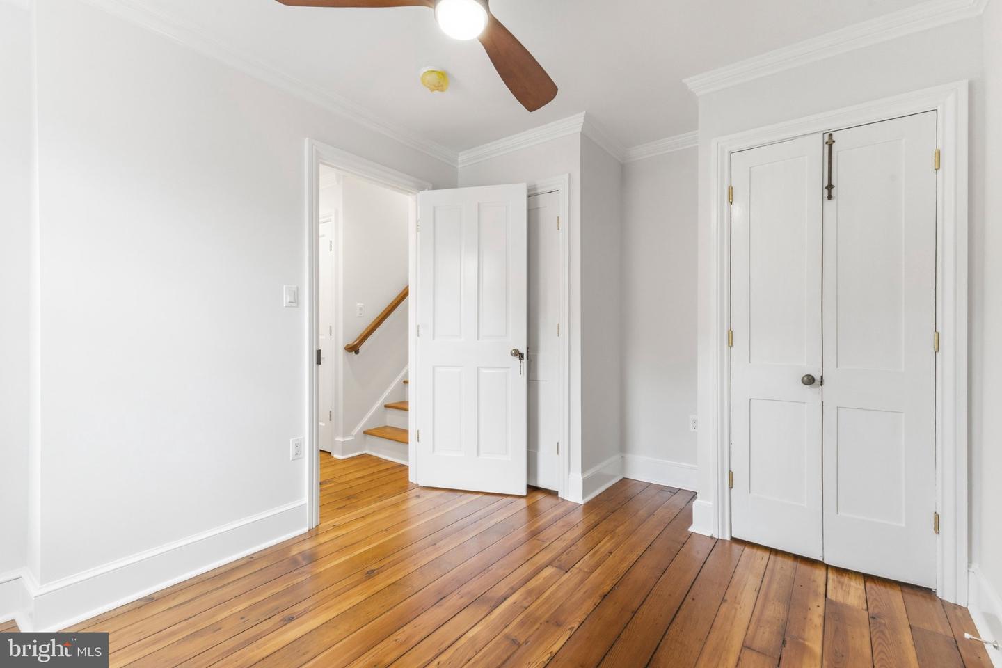303 Queen St Property Photo 16