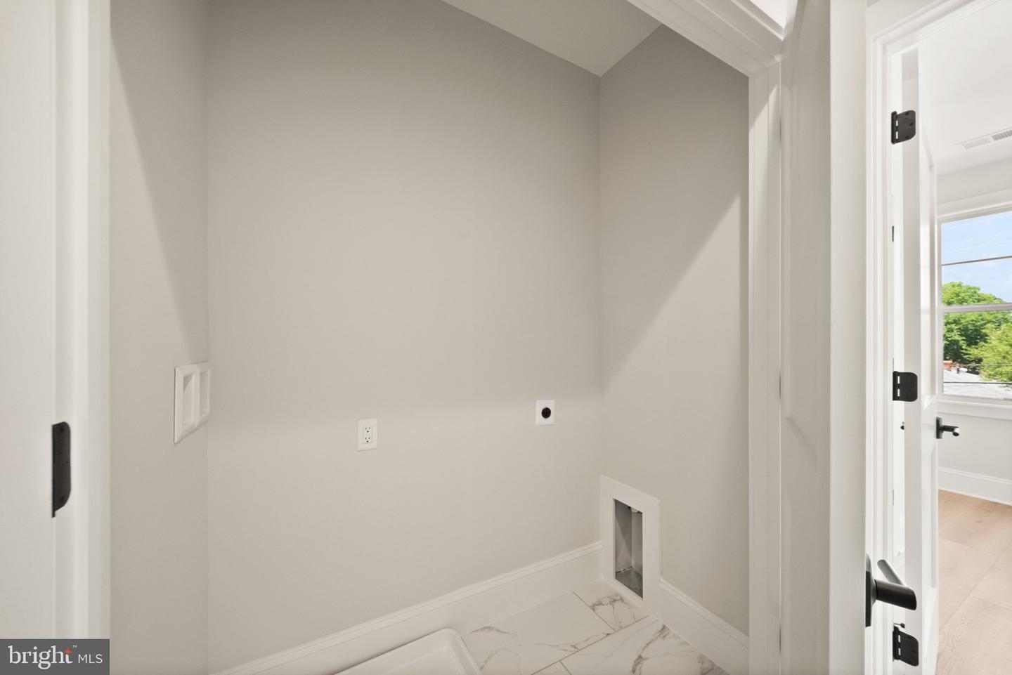 29 E Reed Ave Property Photo 33