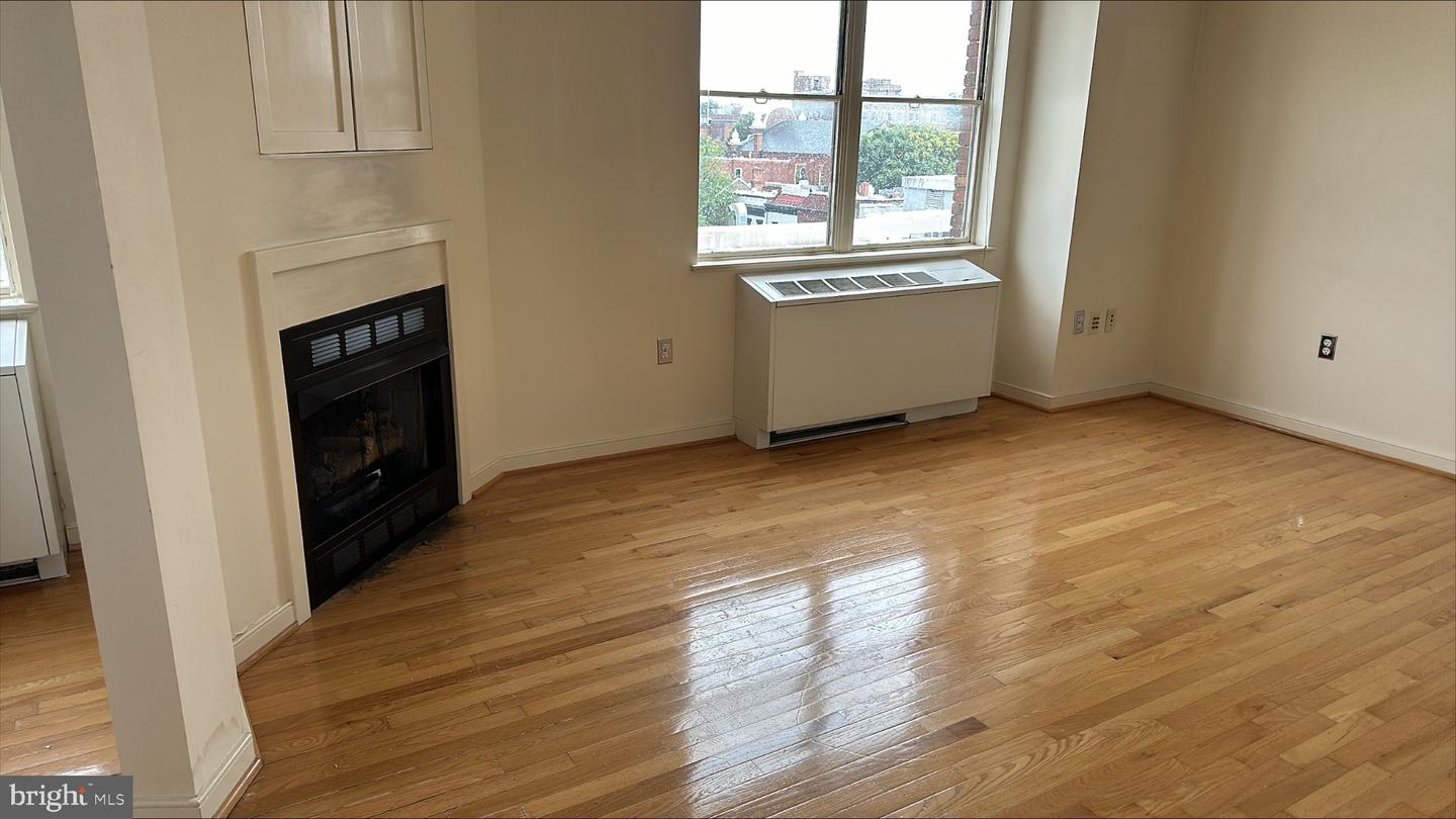 815 King St #5d Property Photo 2