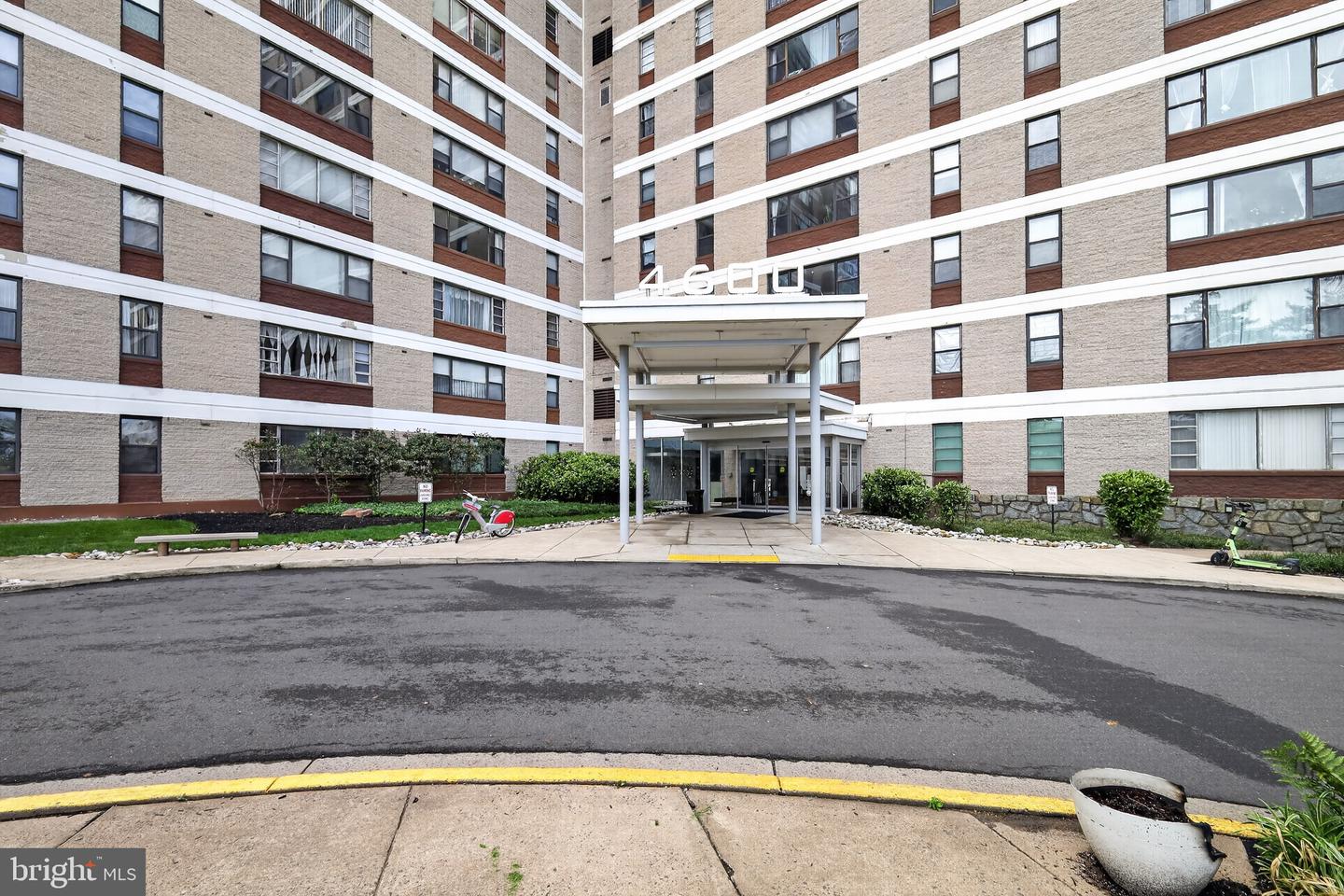4600 Duke St #403 Property Photo 1