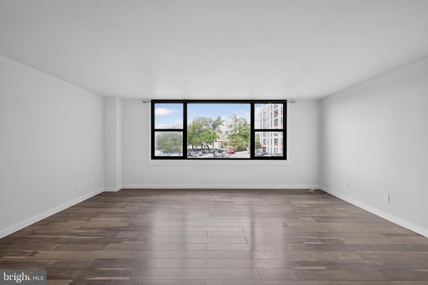 4600 Duke St #403 Property Photo 12