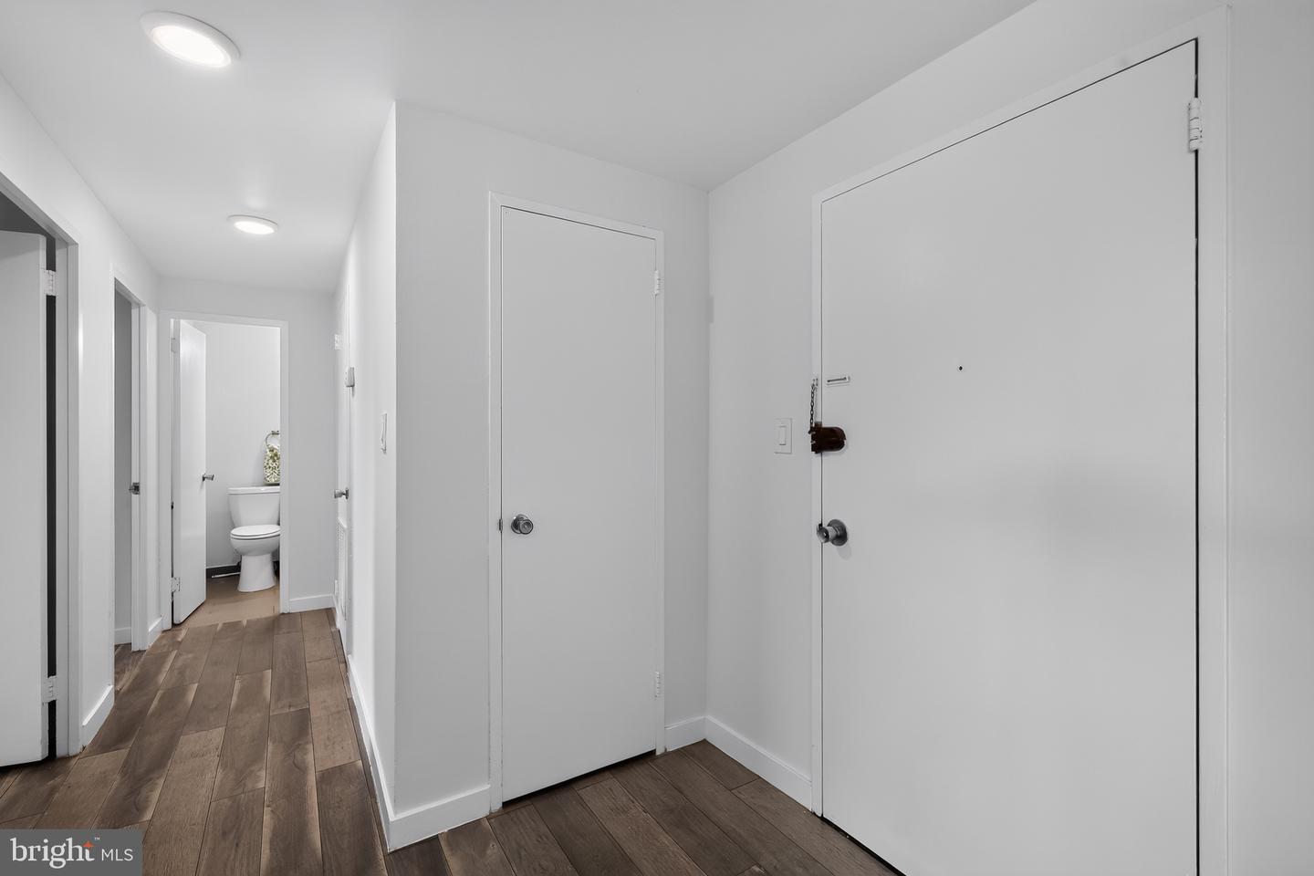 4600 Duke St #403 Property Photo 25