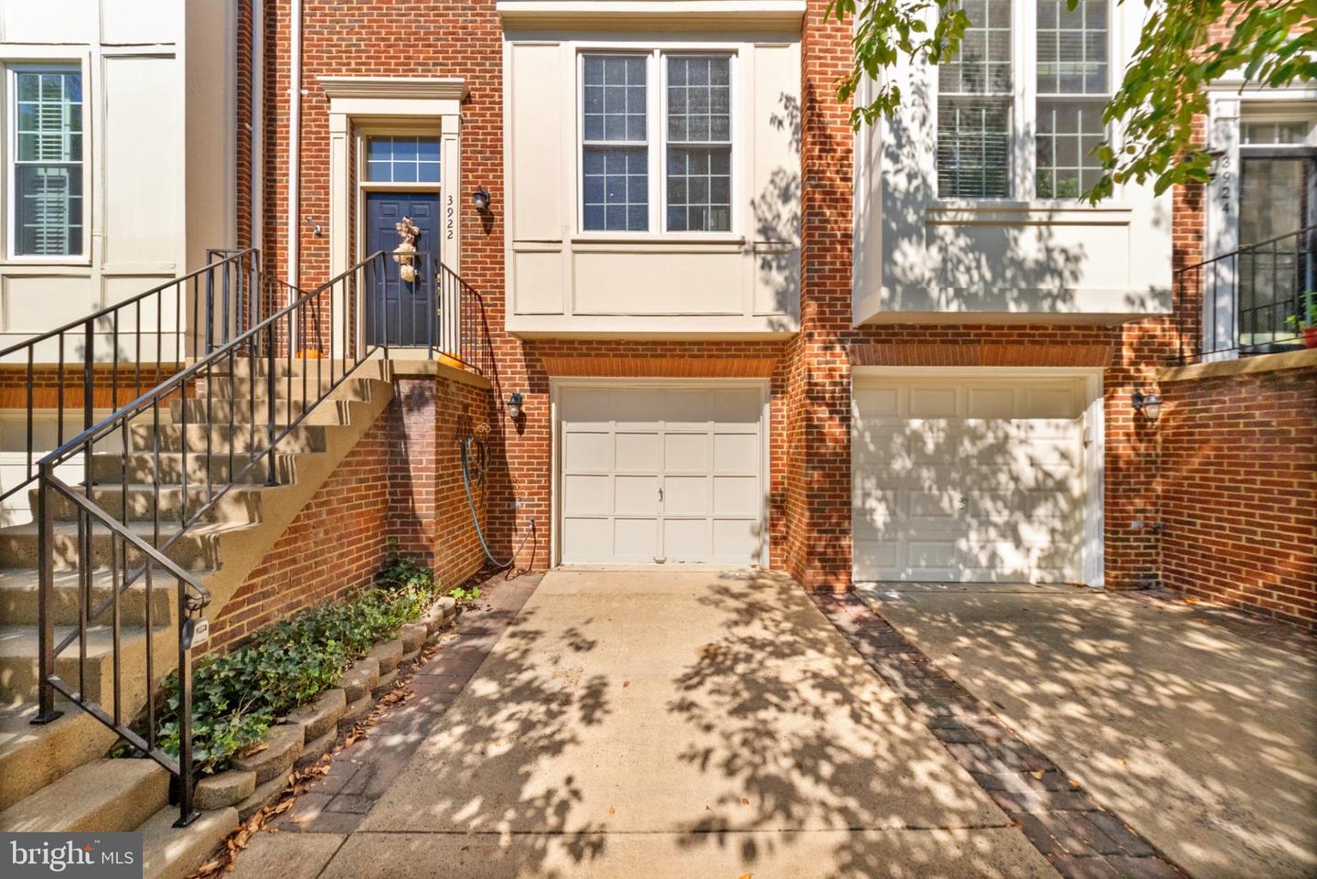 3922 Charles Ave Property Photo 4
