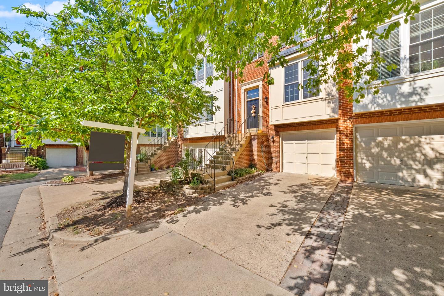 3922 Charles Ave Property Photo 6