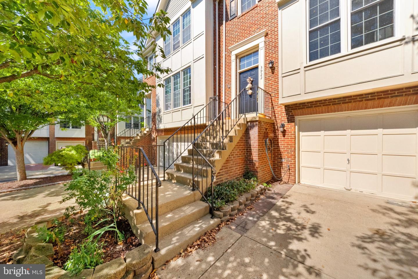 3922 Charles Ave Property Photo 7