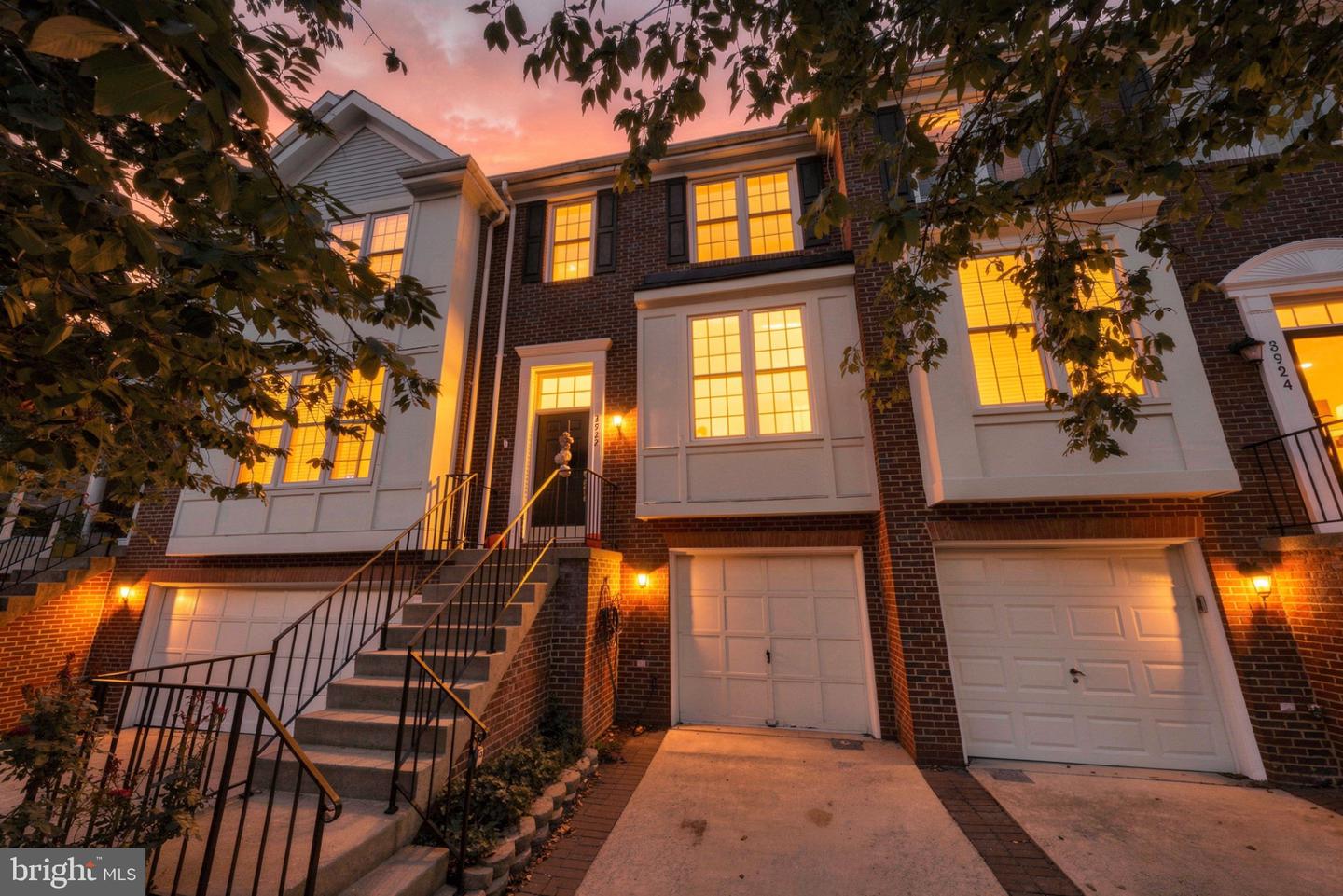 3922 Charles Ave Property Photo 8