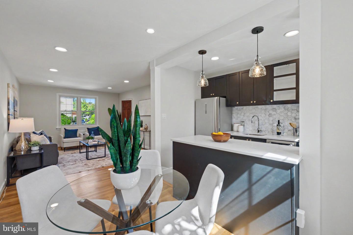 3203 Commonwealth Ave #c Property Photo 9