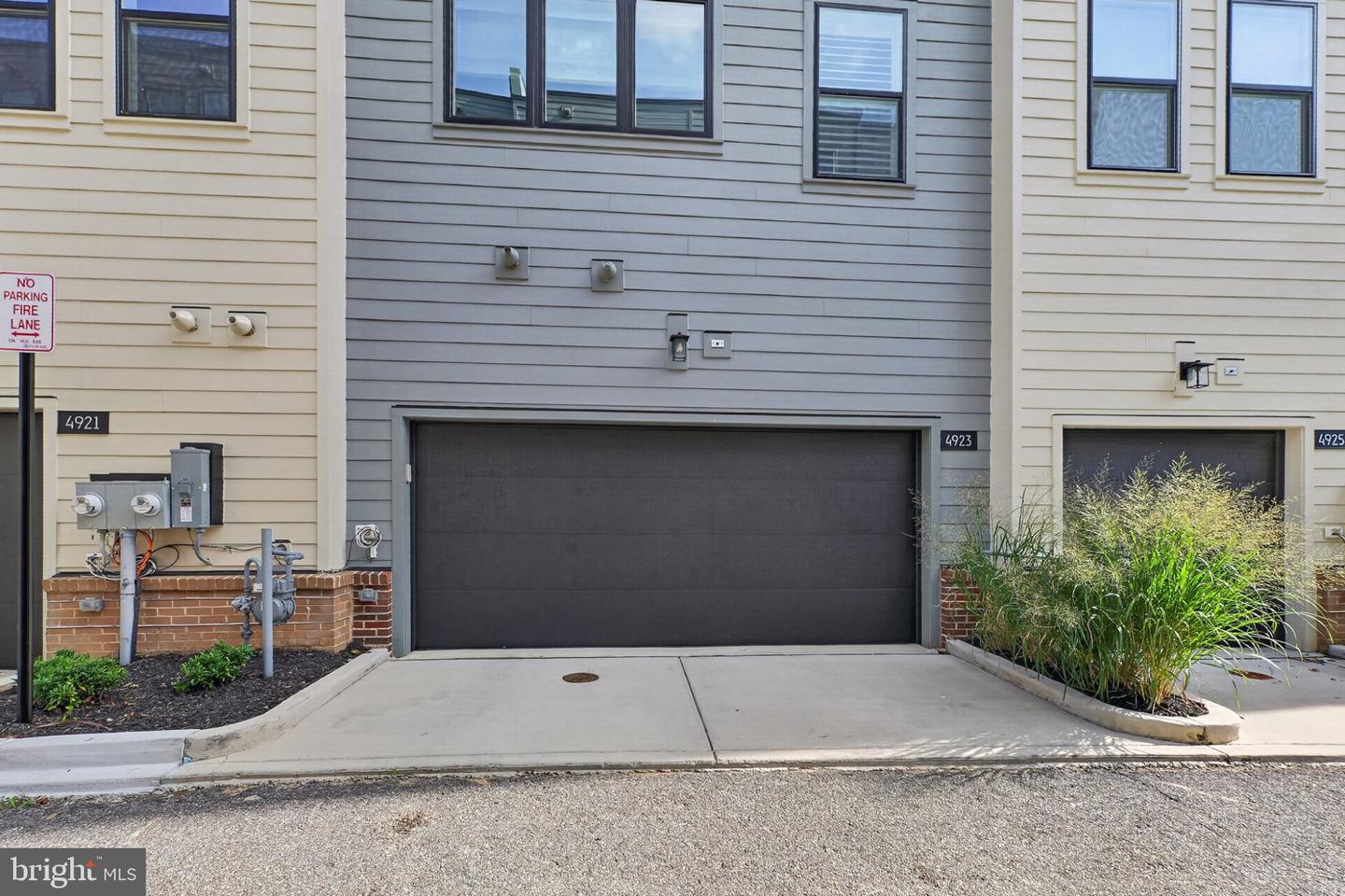 4923 Churchill Mews Property Photo 38