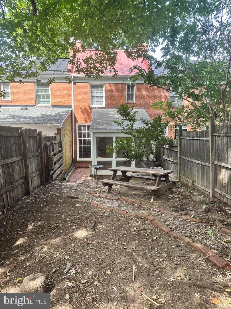 728 S Royal St S Property Photo 23