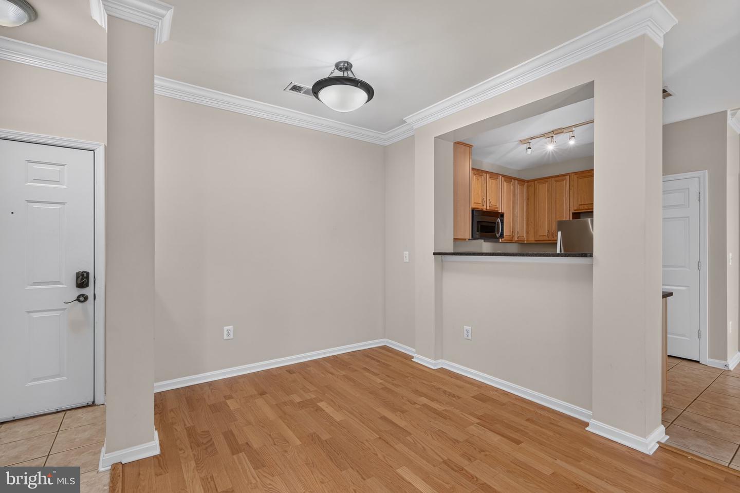 4850 Eisenhower Ave #217 Property Photo 7