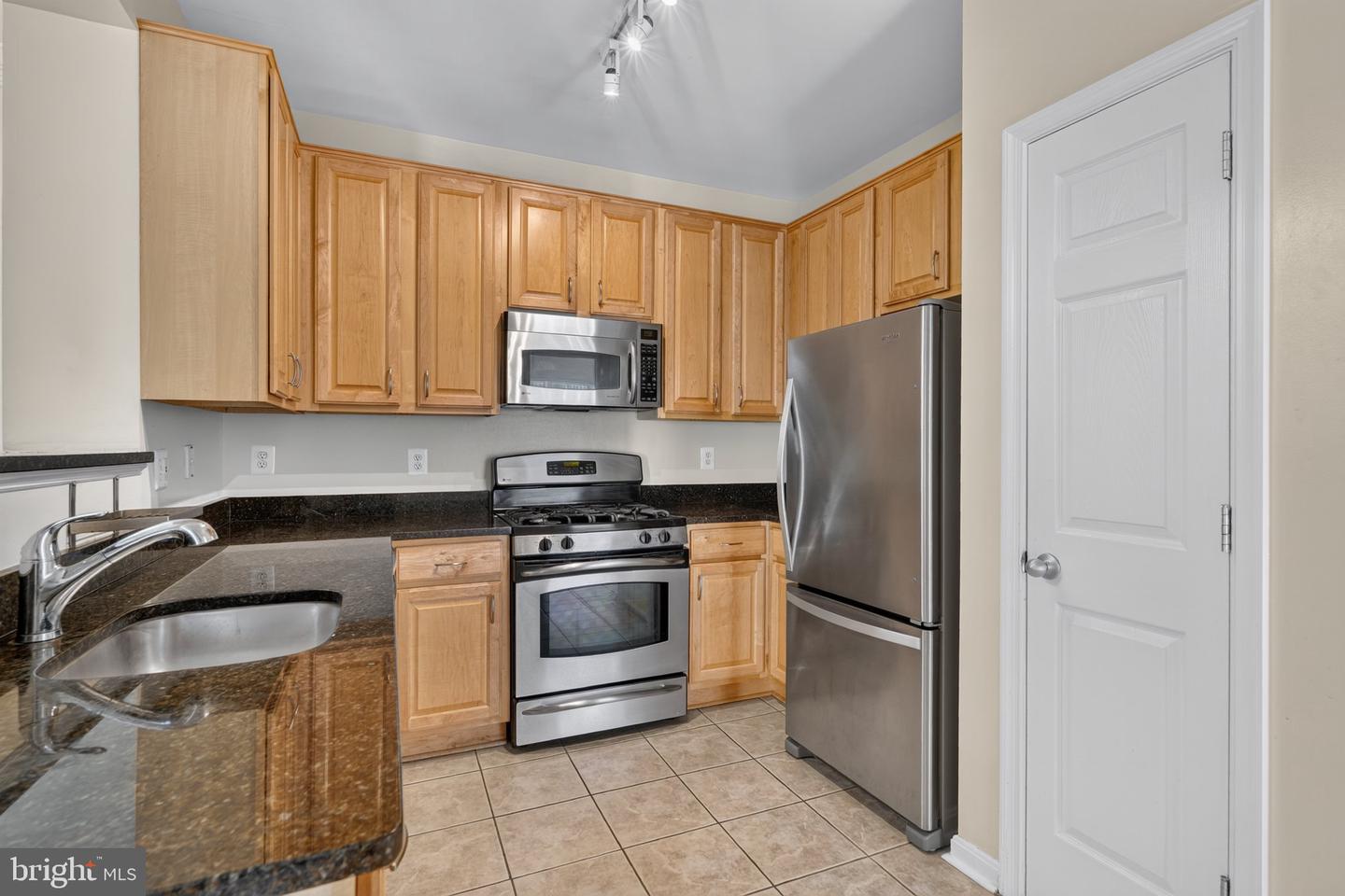 4850 Eisenhower Ave #217 Property Photo 15