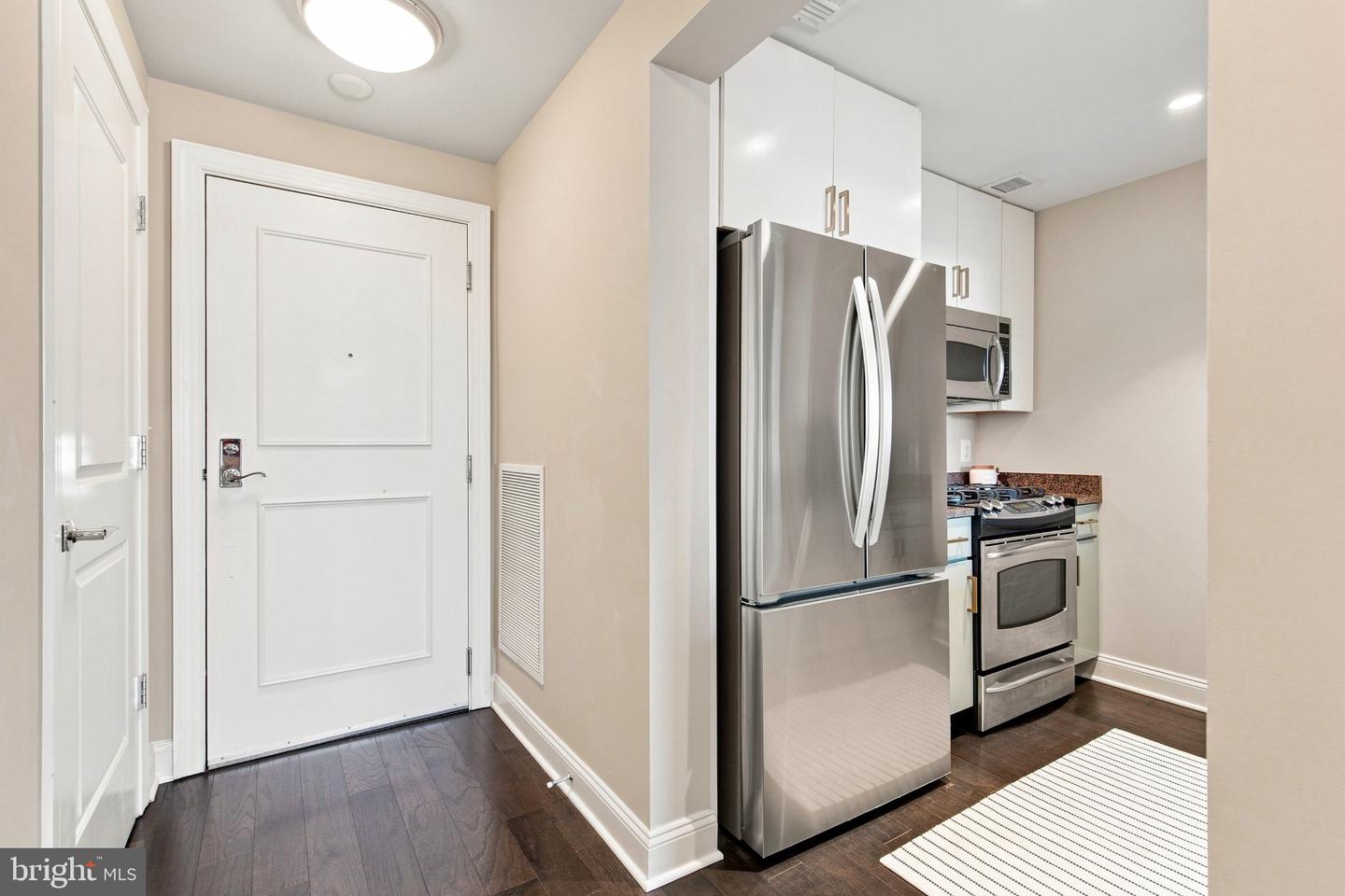 2050 Jamieson Ave #1111 Property Photo 8