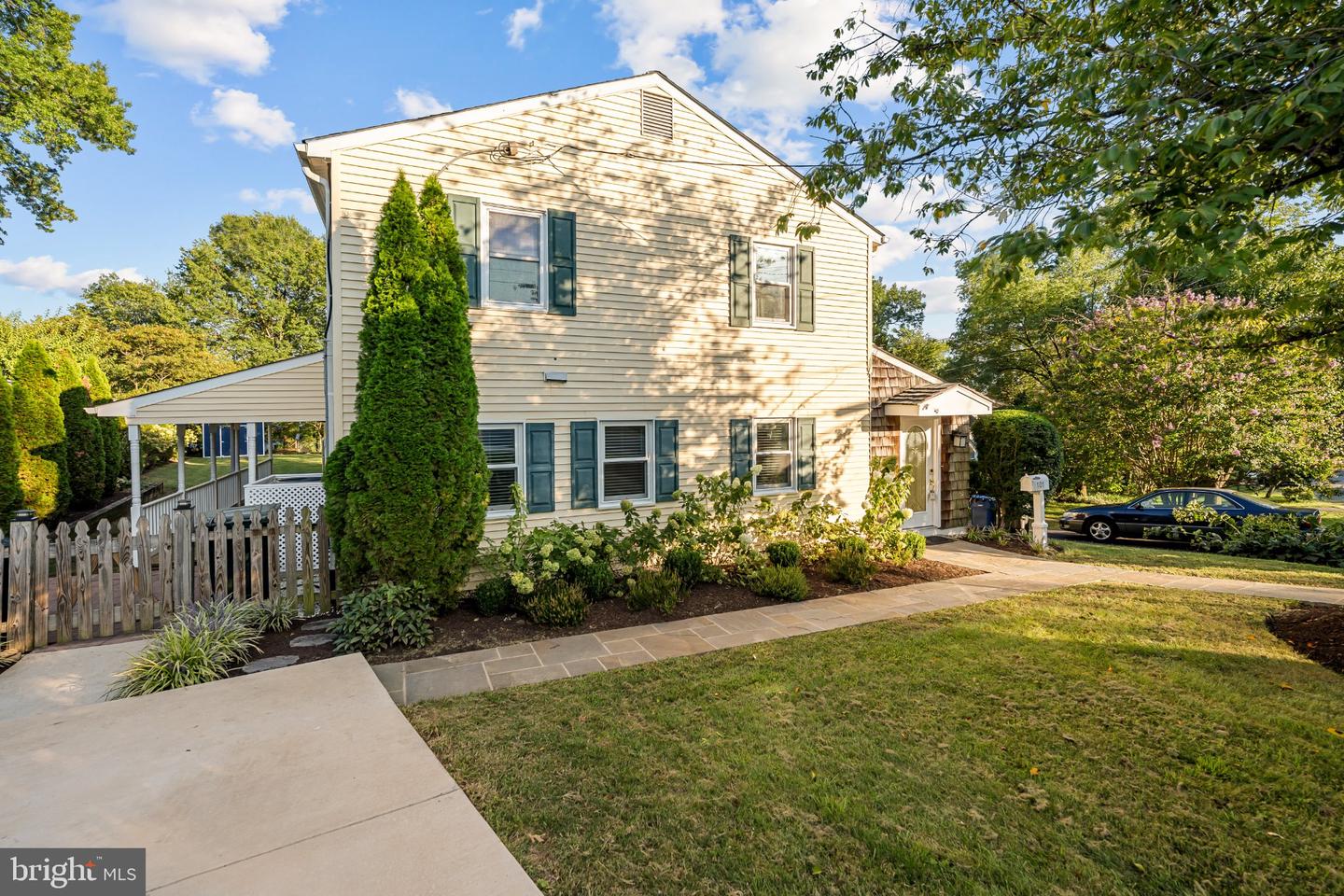 101 N Earley Property Photo 1