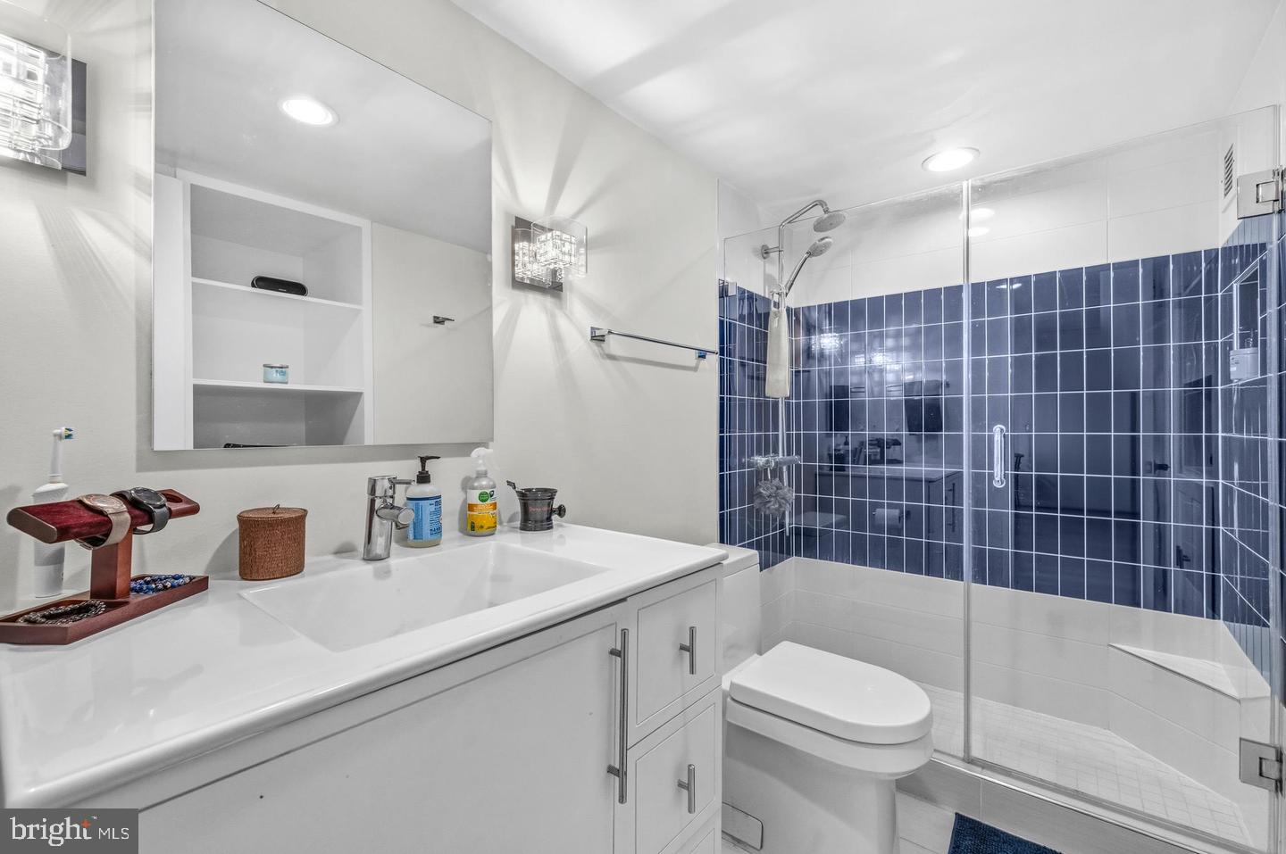 801 N Pitt St #1209 Property Photo 17